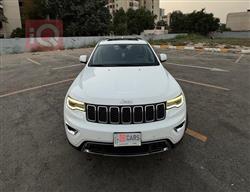 جیپ گراند شیرۆکی